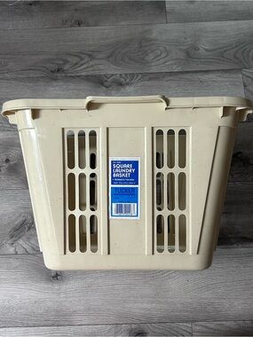 Tucker Laundry basket